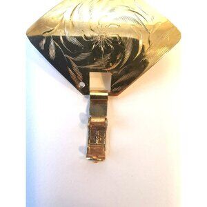 Gold Toned Diamond Pattern Design Bracelet 7" Size Medium